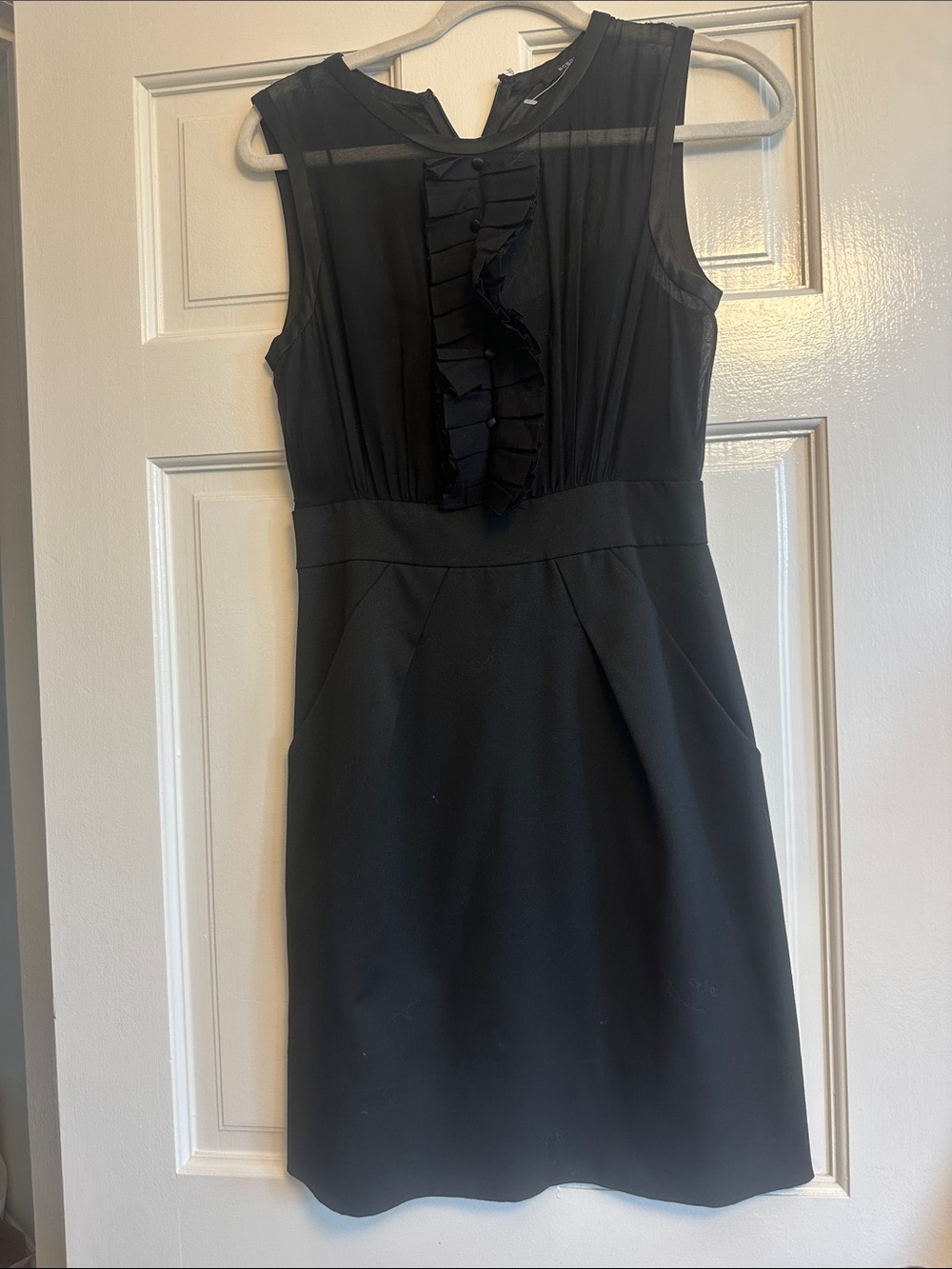 Classic Black Sleeveless silk top  Ruffle Front Dress small